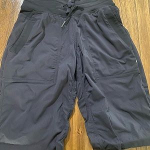 Lululemon women’s pants
